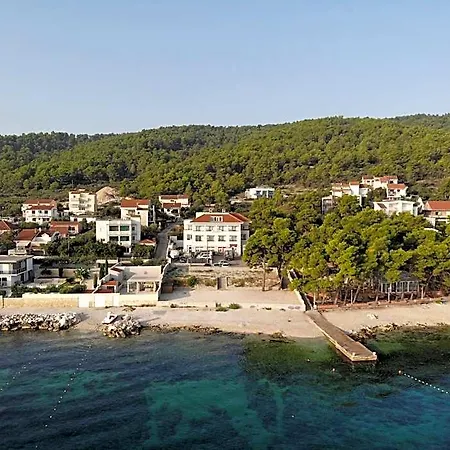 Marija Otel Slatine
